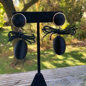 ⚜️Black and Gold fabric Bow Drop earrings!